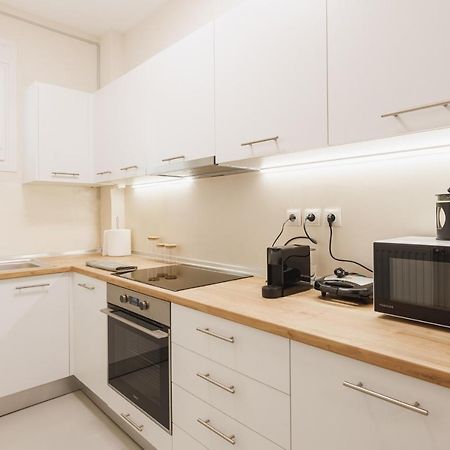 Fully Renovated Luxurious Semi-Basement Studio Athen Eksteriør bilde