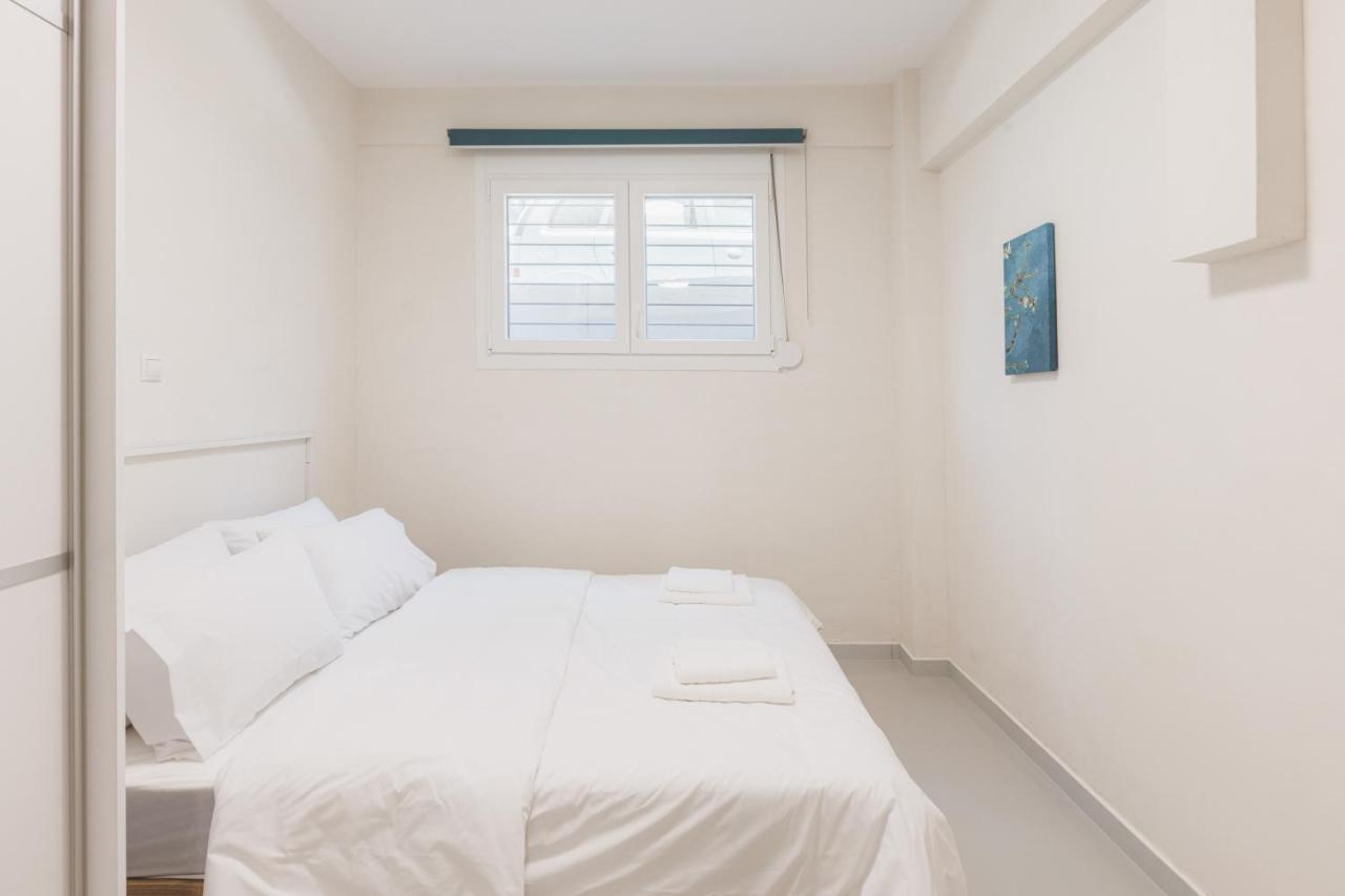 Fully Renovated Luxurious Semi-Basement Studio Athen Eksteriør bilde